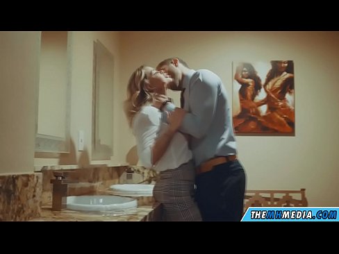 ❤️ ווען אַ באַסטי בלאָנדע סידוס איר אין אַ ציבור אָפּטריט ❤️❌ פּאָרנאָ ביי אונדז yi.porngifmag-com.ru ❌️❤
